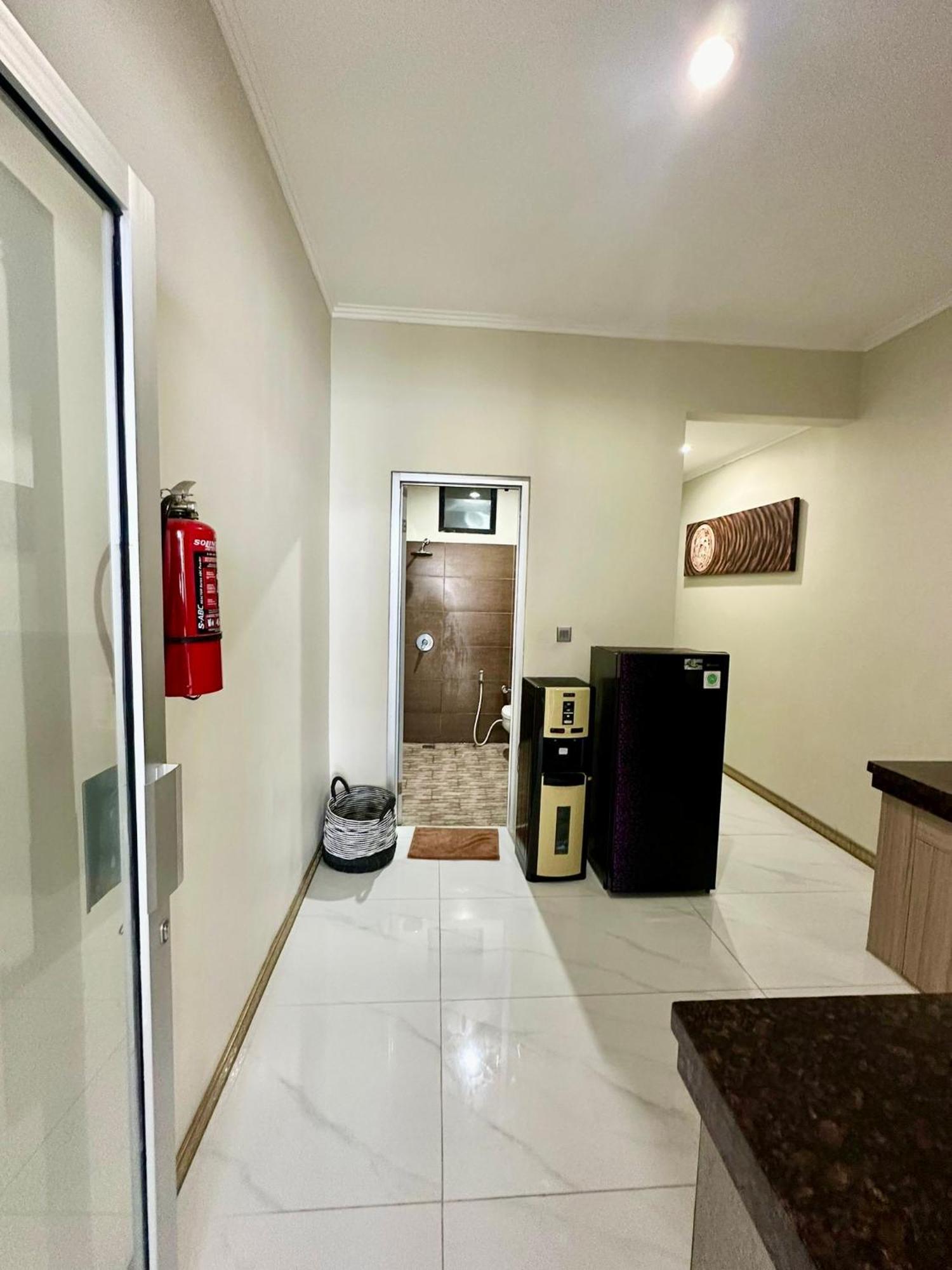 Kuta Regency B10 One Bedroom Villa エクステリア 写真